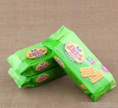 休闲食品 舌尖上的慰藉与时代印记